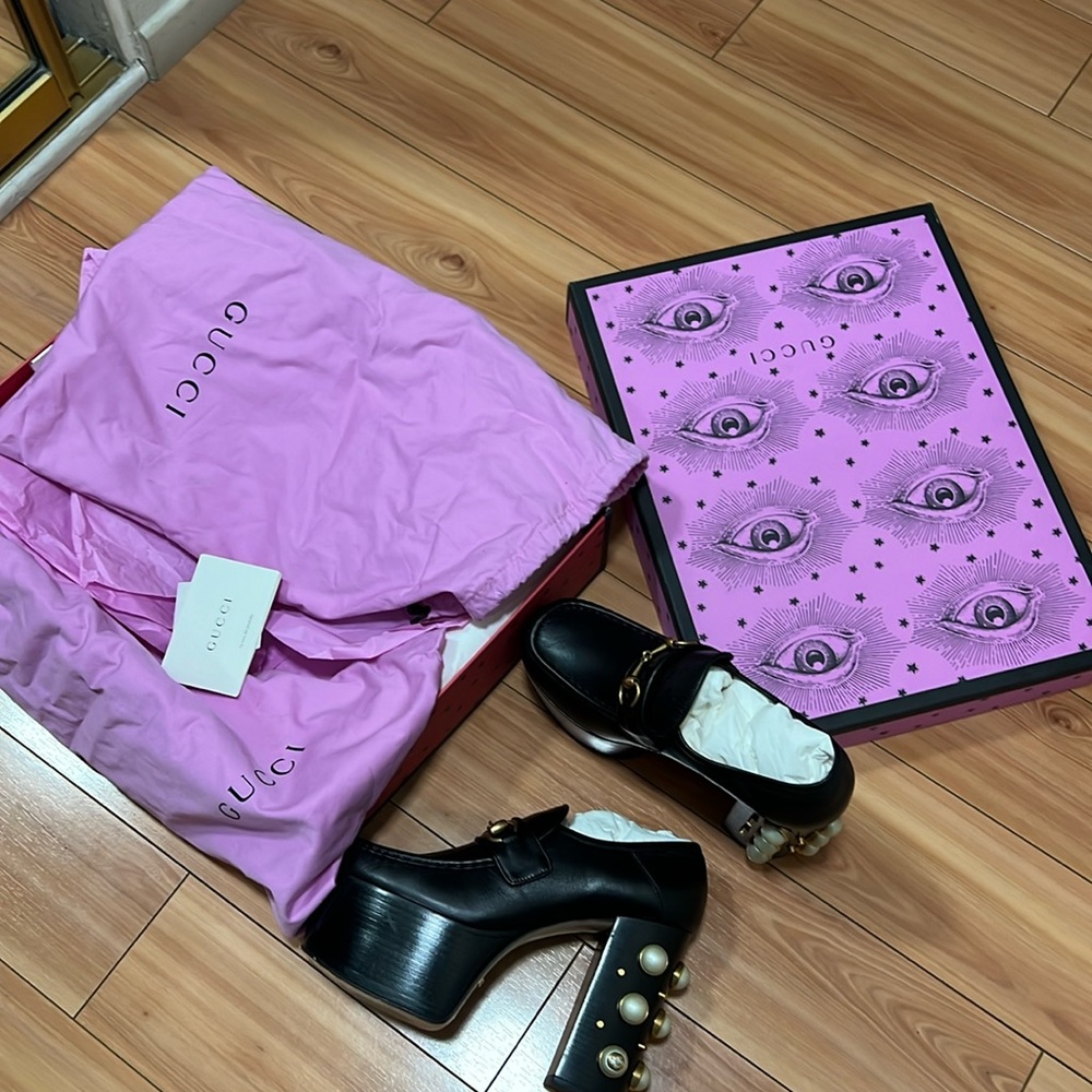 Gucci platform